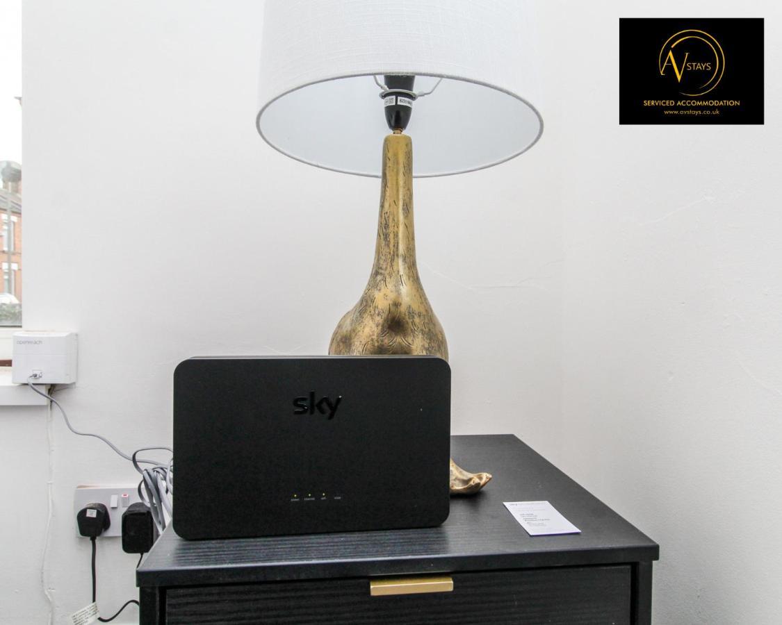 Modern House By Av Stays Short Lets & Serviced Accommodation St Helens St Helens  Dış mekan fotoğraf